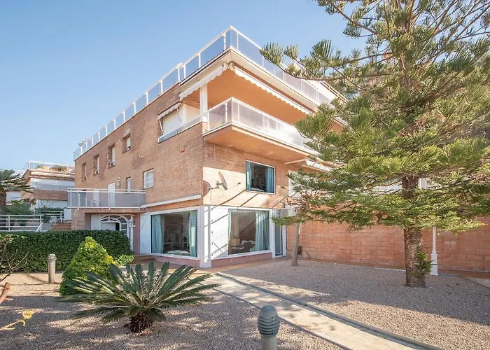 Apartamento En La Playa La Mora, Tarracohomes